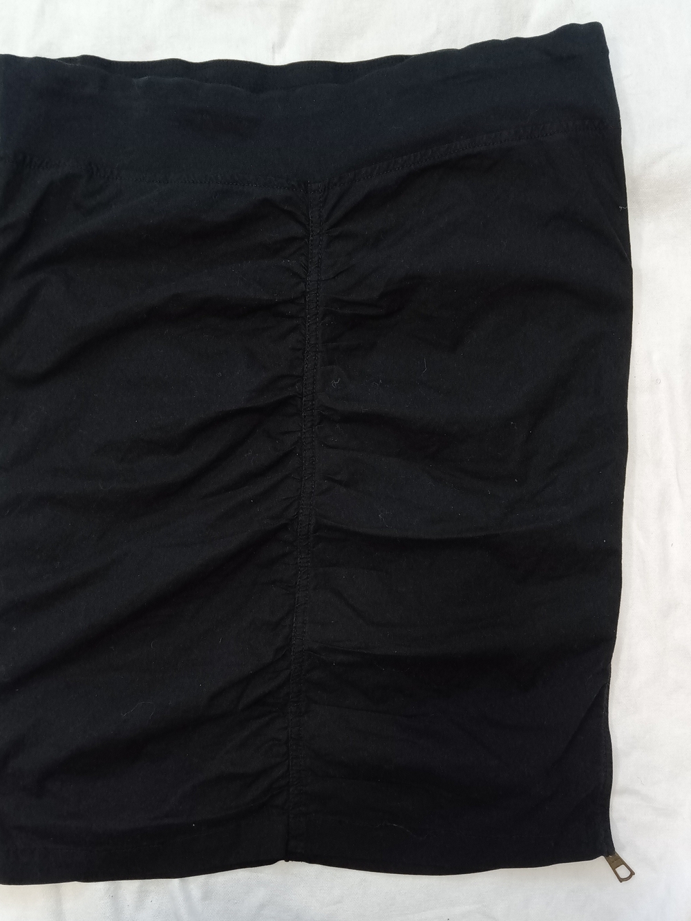 XCVI Medium Black Ruched Front Side Zippers Cotton/Spandex Midi Skirt